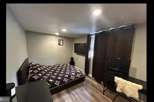 355 Avon St, Philadelphia, PA 19116 - Photo 8