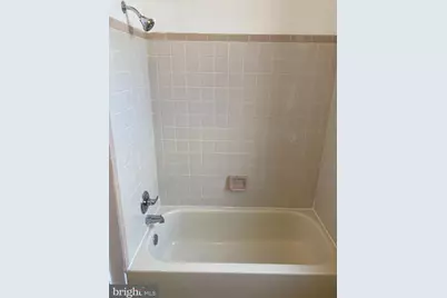 1703 W Diamond Street #2, Philadelphia, PA 19121 - Photo 8