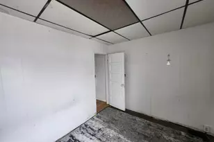 1459 N Hirst Street N, Philadelphia, PA 19151 - Photo 26