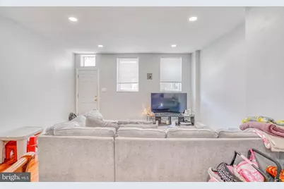 1035 Cantrell Street, Philadelphia, PA 19148 - Photo 6