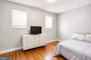 1035 Cantrell St, Philadelphia, PA 19148 - Photo 12