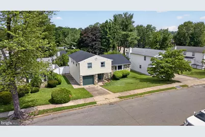 463 Pinewood Road, Philadelphia, PA 19116 - Photo 4
