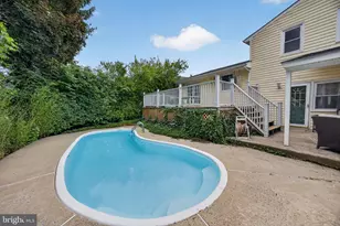 463 Pinewood Rd, Philadelphia, PA 19116 - Photo 4