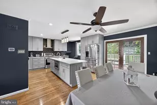 463 Pinewood Rd, Philadelphia, PA 19116 - Photo 2