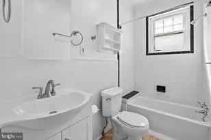 277 Lemonte St, Philadelphia, PA 19128 - Photo 18