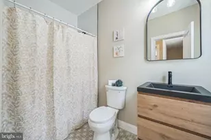 1220 S 52nd St, Philadelphia, PA 19143 - Photo 16