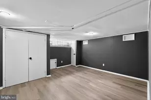 321 E Gorgas Ln, Philadelphia, PA 19119 - Photo 24