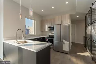 920 N 15th St, Philadelphia, PA 19130 - Photo 8