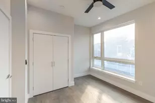 920 N 15th St, Philadelphia, PA 19130 - Photo 24