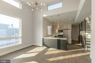 920 N 15th St, Philadelphia, PA 19130 - Photo 2