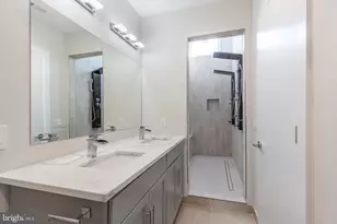 920 N 15th St, Philadelphia, PA 19130 - Photo 94