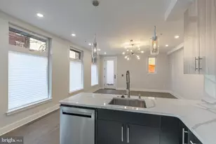 920 N 15th St, Philadelphia, PA 19130 - Photo 56