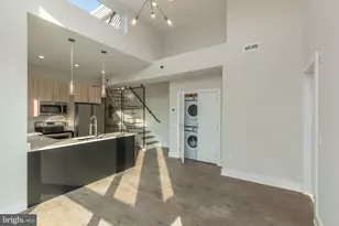 920 N 15th St, Philadelphia, PA 19130 - Photo 84