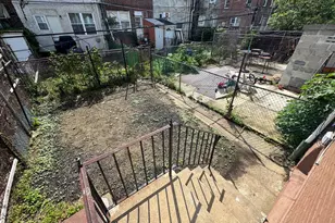2640 S Robinson St, Philadelphia, PA 19142 - Photo 16