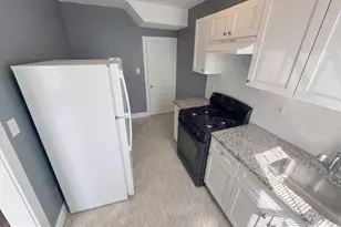 2640 S Robinson St, Philadelphia, PA 19142 - Photo 2