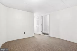 742 N 37th St, Philadelphia, PA 19104 - Photo 24