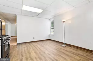 742 N 37th St, Philadelphia, PA 19104 - Photo 22