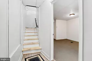 742 N 37th St, Philadelphia, PA 19104 - Photo 16