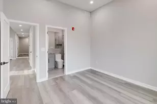 752 S 16th St, Philadelphia, PA 19146 - Photo 14