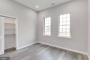 752 S 16th St, Philadelphia, PA 19146 - Photo 12