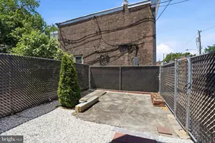 742 N 37th St, Philadelphia, PA 19104 - Photo 26