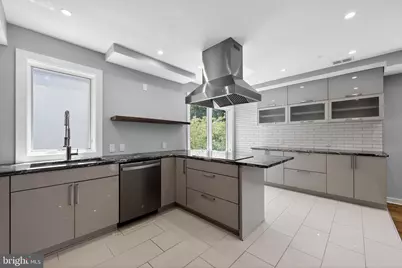 869 Corinthian Avenue #1, Philadelphia, PA 19130 - Photo 1