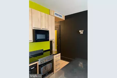 1324 Locust Street #1518, Philadelphia, PA 19107 - Photo 4