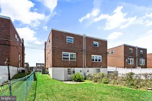 2731 Tolbut St, Philadelphia, PA 19152 - Photo 16