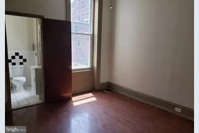 2034 Chestnut Street #2F, Philadelphia, PA 19103 - Photo 2