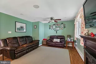 918 Griffith St, Philadelphia, PA 19111 - Photo 10