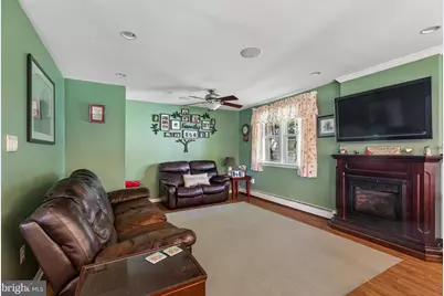 918 Griffith Street, Philadelphia, PA 19111 - Photo 12
