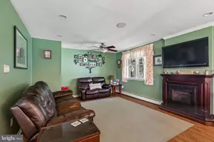918 Griffith St, Philadelphia, PA 19111 - Photo 12