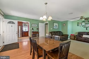 918 Griffith St, Philadelphia, PA 19111 - Photo 14
