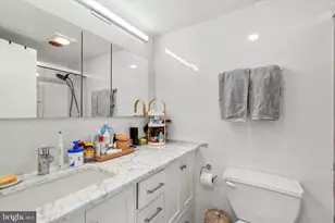 2018 Walnut St, Philadelphia, PA 19103 - Photo 18