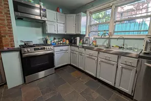 1130 Earl St, Philadelphia, PA 19125 - Photo 8