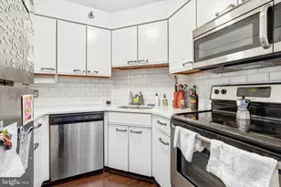 2018 Walnut St, Philadelphia, PA 19103 - Photo 12