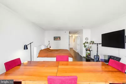 2018 Walnut Street #23F, Philadelphia, PA 19103 - Photo 10