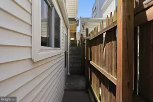 710 S Delhi St, Philadelphia, PA 19147 - Photo 12