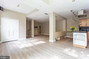 306 Cherry St, Philadelphia, PA 19106 - Photo 10