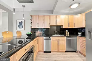 306 Cherry St, Philadelphia, PA 19106 - Photo 10
