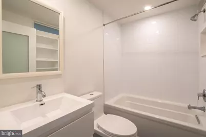 152 W Laurel Street #UNIT 403, Philadelphia, PA 19123 - Photo 12