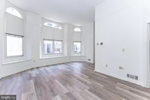 2020 Walnut St, Philadelphia, PA 19103 - Photo 2