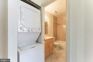 2020 Walnut St, Philadelphia, PA 19103 - Photo 16