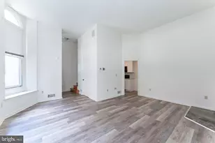2020 Walnut St, Philadelphia, PA 19103 - Photo 4