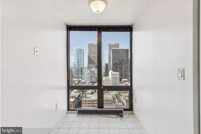 2020 Walnut Street #21B, Philadelphia, PA 19103 - Photo 10