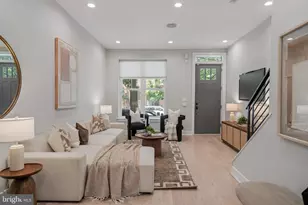 909 S 25th St, Philadelphia, PA 19146 - Photo 4
