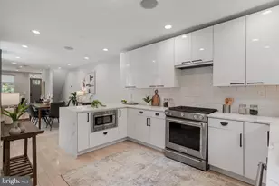 909 S 25th St, Philadelphia, PA 19146 - Photo 12