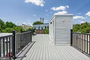909 S 25th St, Philadelphia, PA 19146 - Photo 30