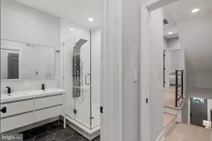 909 S 25th St, Philadelphia, PA 19146 - Photo 24