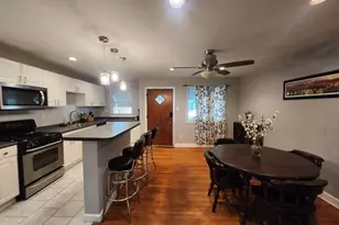 5819 Bustleton Ave, Philadelphia, PA 19149 - Photo 4